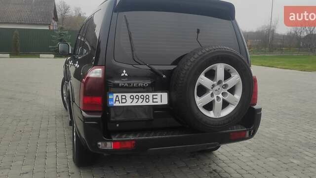 Черный Мицубиси Паджеро Вагон, объемом двигателя 3.5 л и пробегом 245 тыс. км за 10900 $, фото 2 на Automoto.ua