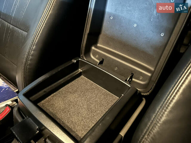 Черный Мицубиси Паджеро Вагон, объемом двигателя 3.2 л и пробегом 254 тыс. км за 10600 $, фото 41 на Automoto.ua