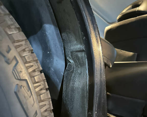 Черный Мицубиси Паджеро Вагон, объемом двигателя 3.2 л и пробегом 254 тыс. км за 10600 $, фото 54 на Automoto.ua