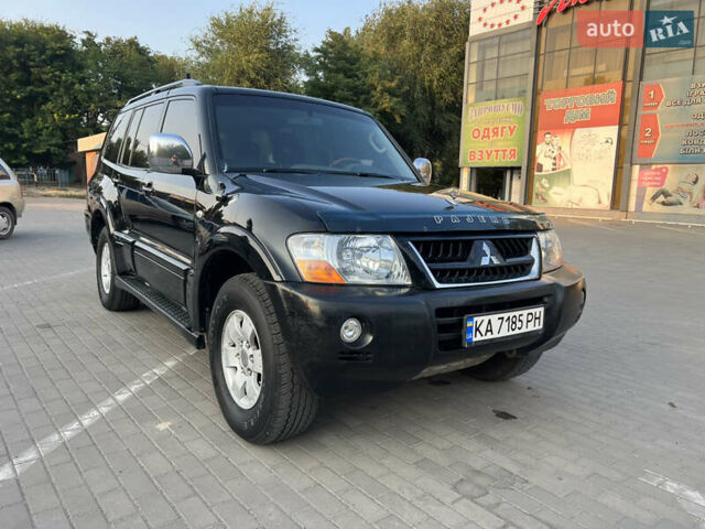 Чорний Міцубісі Паджеро Вагон, об'ємом двигуна 2.97 л та пробігом 225 тис. км за 8000 $, фото 14 на Automoto.ua