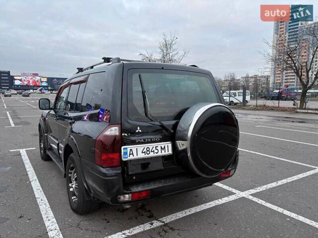 Чорний Міцубісі Паджеро Вагон, об'ємом двигуна 3.2 л та пробігом 392 тис. км за 9000 $, фото 2 на Automoto.ua