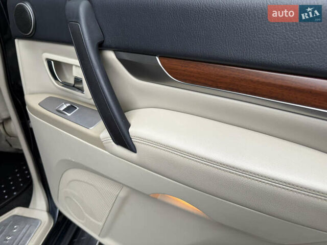 Черный Мицубиси Паджеро Вагон, объемом двигателя 3.8 л и пробегом 180 тыс. км за 13800 $, фото 18 на Automoto.ua