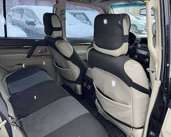 Черный Мицубиси Паджеро Вагон, объемом двигателя 2.97 л и пробегом 232 тыс. км за 9200 $, фото 3 на Automoto.ua