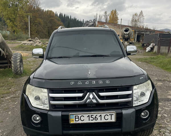Черный Мицубиси Паджеро Вагон, объемом двигателя 2.97 л и пробегом 210 тыс. км за 10500 $, фото 6 на Automoto.ua