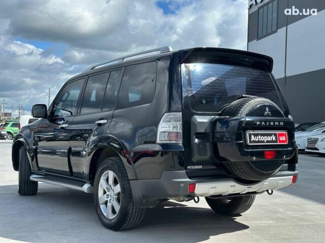 Черный Мицубиси Паджеро Вагон, объемом двигателя 3.2 л и пробегом 139 тыс. км за 14990 $, фото 5 на Automoto.ua