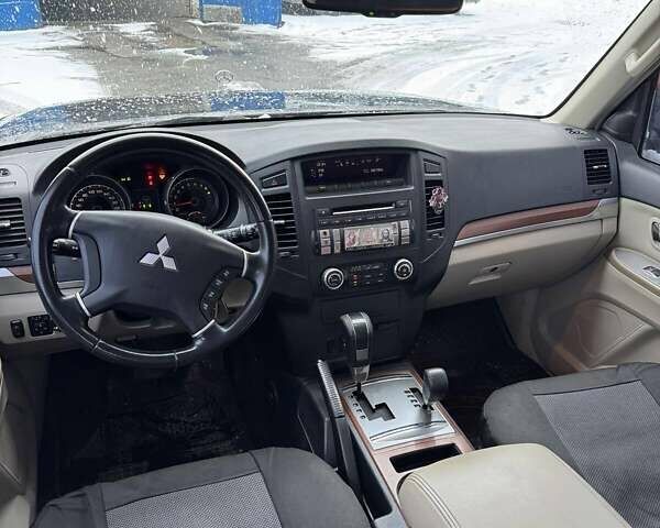 Черный Мицубиси Паджеро Вагон, объемом двигателя 2.97 л и пробегом 232 тыс. км за 9200 $, фото 5 на Automoto.ua