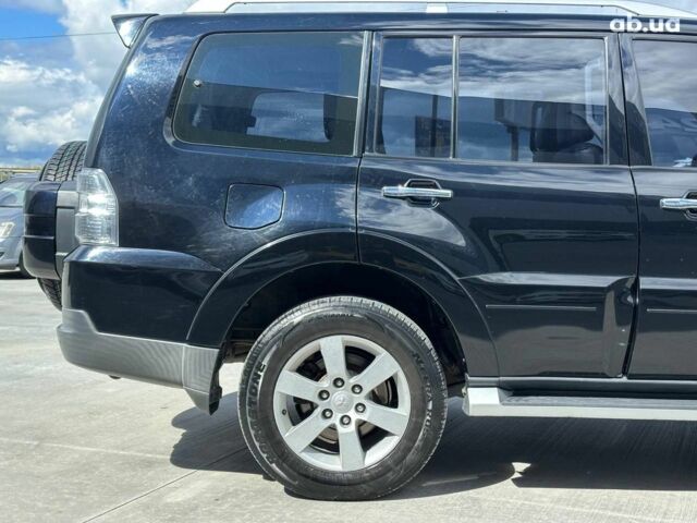 Черный Мицубиси Паджеро Вагон, объемом двигателя 3.2 л и пробегом 139 тыс. км за 14990 $, фото 10 на Automoto.ua