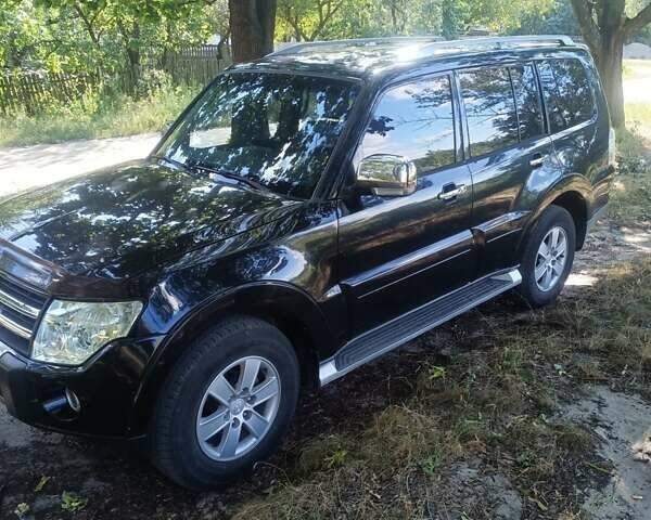 Черный Мицубиси Паджеро Вагон, объемом двигателя 3 л и пробегом 238 тыс. км за 11500 $, фото 18 на Automoto.ua
