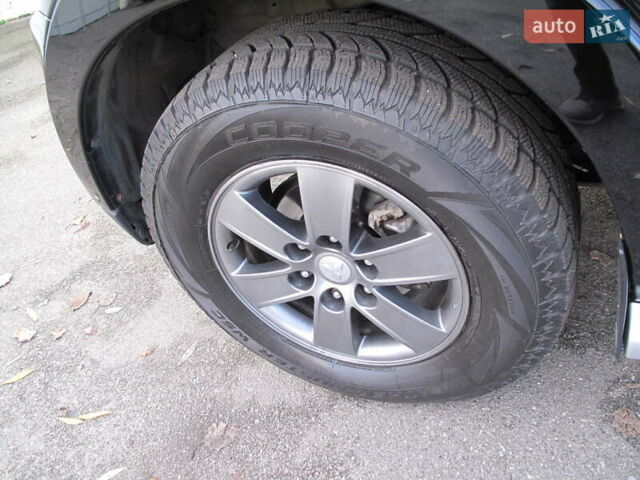 Чорний Міцубісі Паджеро Вагон, об'ємом двигуна 3 л та пробігом 254 тис. км за 10800 $, фото 9 на Automoto.ua