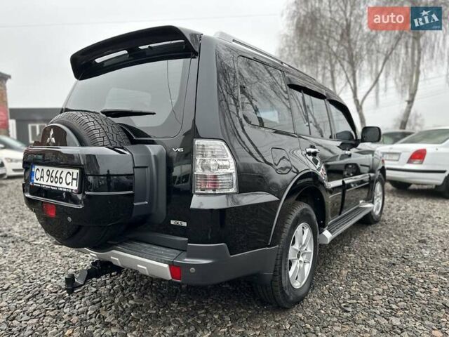 Черный Мицубиси Паджеро Вагон, объемом двигателя 3 л и пробегом 227 тыс. км за 11800 $, фото 4 на Automoto.ua