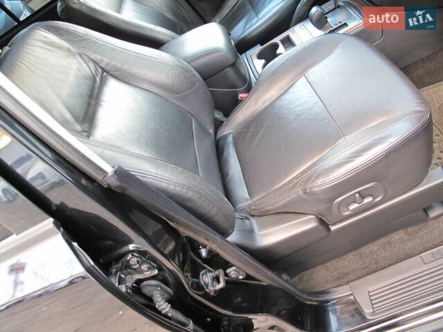 Чорний Міцубісі Паджеро Вагон, об'ємом двигуна 3 л та пробігом 254 тис. км за 10800 $, фото 50 на Automoto.ua