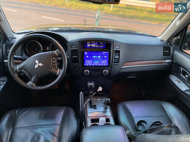 Черный Мицубиси Паджеро Вагон, объемом двигателя 2.97 л и пробегом 147 тыс. км за 13700 $, фото 18 на Automoto.ua