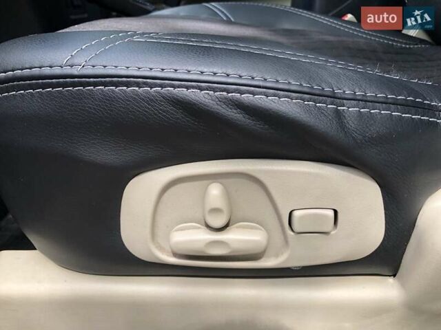 Черный Мицубиси Паджеро Вагон, объемом двигателя 3 л и пробегом 313 тыс. км за 10300 $, фото 24 на Automoto.ua