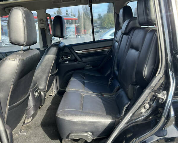 Черный Мицубиси Паджеро Вагон, объемом двигателя 2.97 л и пробегом 269 тыс. км за 9600 $, фото 12 на Automoto.ua