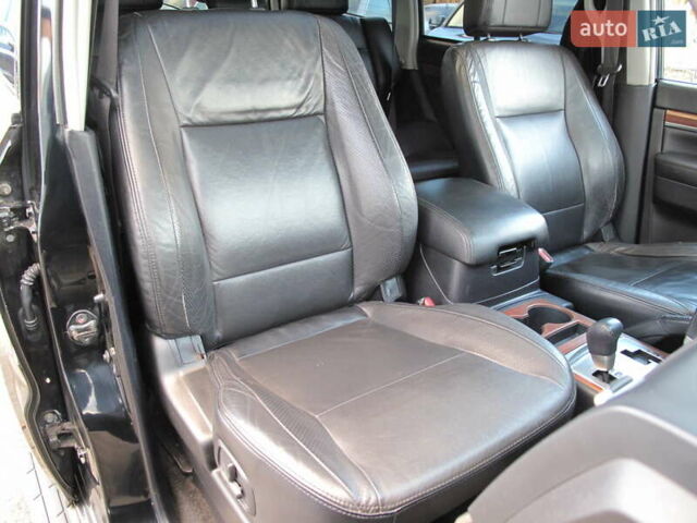 Чорний Міцубісі Паджеро Вагон, об'ємом двигуна 3 л та пробігом 254 тис. км за 10800 $, фото 53 на Automoto.ua