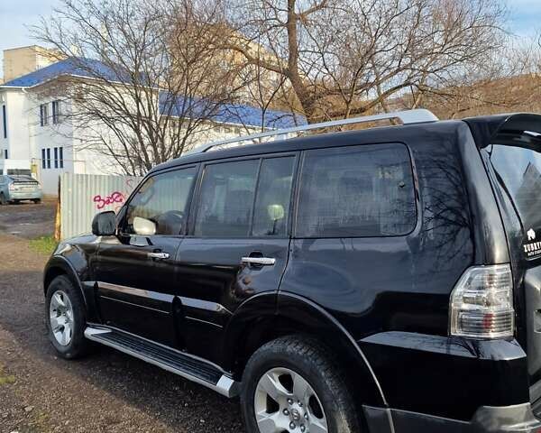 Черный Мицубиси Паджеро Вагон, объемом двигателя 2.97 л и пробегом 280 тыс. км за 10500 $, фото 3 на Automoto.ua