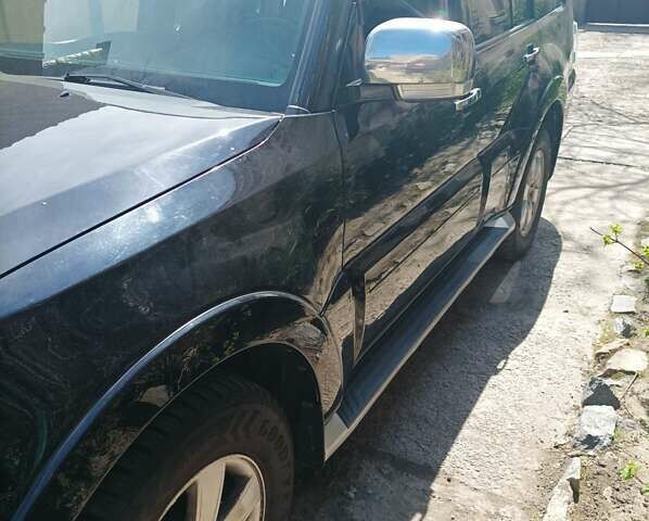 Черный Мицубиси Паджеро Вагон, объемом двигателя 2.97 л и пробегом 214 тыс. км за 10000 $, фото 14 на Automoto.ua