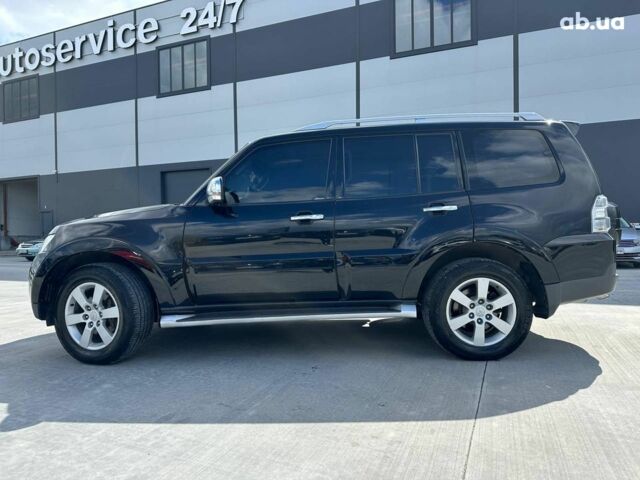 Черный Мицубиси Паджеро Вагон, объемом двигателя 3.2 л и пробегом 139 тыс. км за 14990 $, фото 3 на Automoto.ua