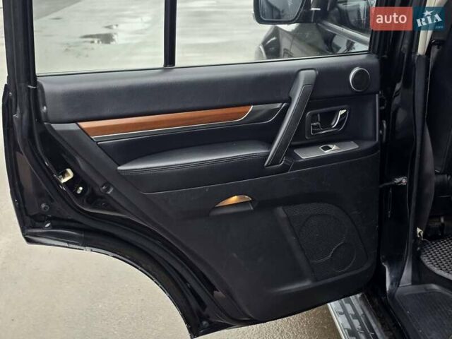 Черный Мицубиси Паджеро Вагон, объемом двигателя 3.2 л и пробегом 227 тыс. км за 9999 $, фото 11 на Automoto.ua