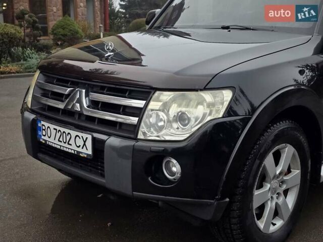 Черный Мицубиси Паджеро Вагон, объемом двигателя 3.2 л и пробегом 227 тыс. км за 9999 $, фото 2 на Automoto.ua