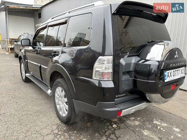 Черный Мицубиси Паджеро Вагон, объемом двигателя 3.8 л и пробегом 180 тыс. км за 13800 $, фото 5 на Automoto.ua