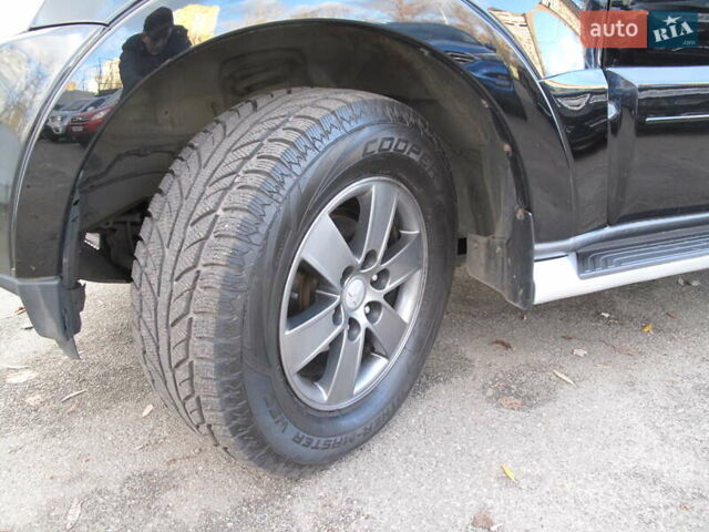 Чорний Міцубісі Паджеро Вагон, об'ємом двигуна 3 л та пробігом 254 тис. км за 10800 $, фото 11 на Automoto.ua