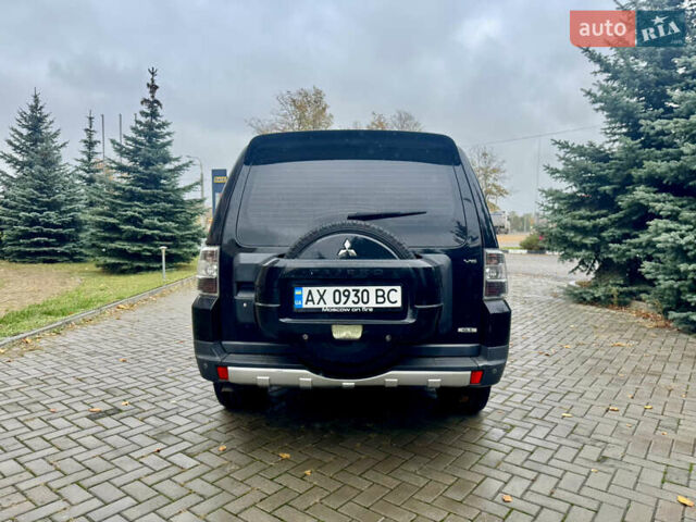 Чорний Міцубісі Паджеро Вагон, об'ємом двигуна 2.97 л та пробігом 220 тис. км за 9999 $, фото 5 на Automoto.ua