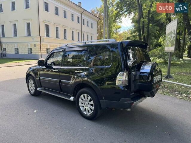 Черный Мицубиси Паджеро Вагон, объемом двигателя 3.2 л и пробегом 176 тыс. км за 12850 $, фото 19 на Automoto.ua