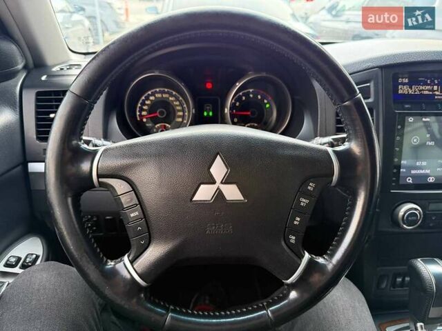 Черный Мицубиси Паджеро Вагон, объемом двигателя 3.2 л и пробегом 230 тыс. км за 13200 $, фото 23 на Automoto.ua