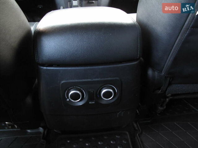 Чорний Міцубісі Паджеро Вагон, об'ємом двигуна 3 л та пробігом 254 тис. км за 10800 $, фото 32 на Automoto.ua
