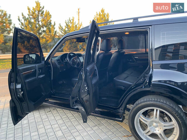 Чорний Міцубісі Паджеро Вагон, об'ємом двигуна 2.97 л та пробігом 147 тис. км за 13700 $, фото 19 на Automoto.ua