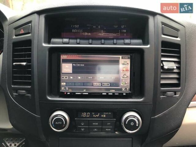 Черный Мицубиси Паджеро Вагон, объемом двигателя 3 л и пробегом 313 тыс. км за 10300 $, фото 26 на Automoto.ua