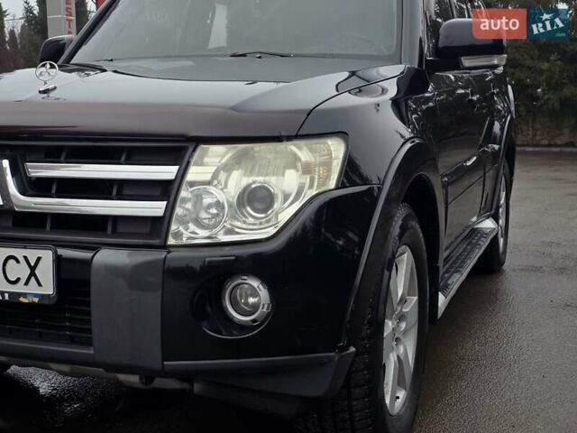 Черный Мицубиси Паджеро Вагон, объемом двигателя 3.2 л и пробегом 227 тыс. км за 9999 $, фото 3 на Automoto.ua