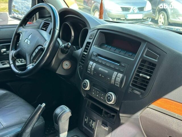 Черный Мицубиси Паджеро Вагон, объемом двигателя 3.2 л и пробегом 139 тыс. км за 14990 $, фото 38 на Automoto.ua