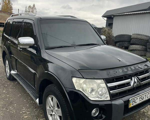 Черный Мицубиси Паджеро Вагон, объемом двигателя 2.97 л и пробегом 210 тыс. км за 10500 $, фото 5 на Automoto.ua