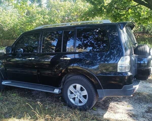 Черный Мицубиси Паджеро Вагон, объемом двигателя 3 л и пробегом 238 тыс. км за 11500 $, фото 21 на Automoto.ua