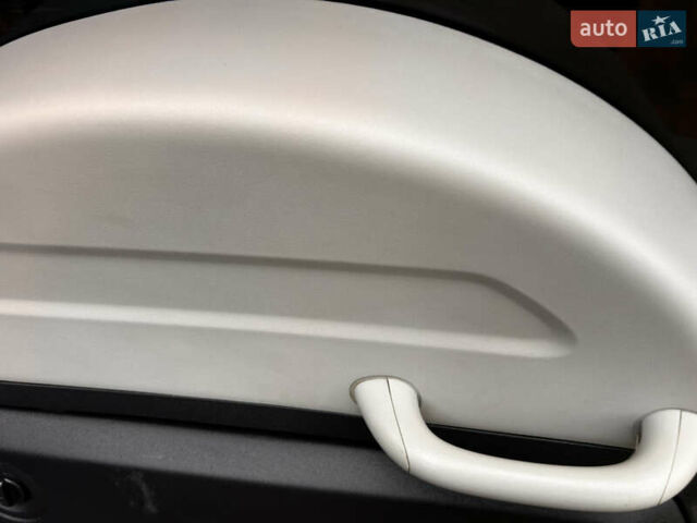 Чорний Міцубісі Паджеро Вагон, об'ємом двигуна 3.2 л та пробігом 270 тис. км за 12950 $, фото 41 на Automoto.ua