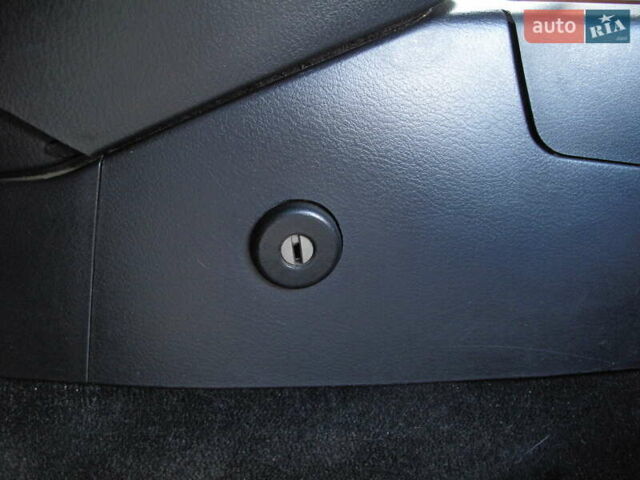 Чорний Міцубісі Паджеро Вагон, об'ємом двигуна 3 л та пробігом 254 тис. км за 10800 $, фото 84 на Automoto.ua