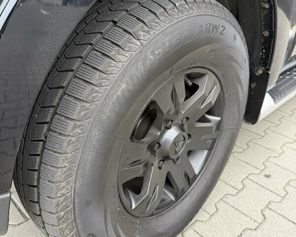 Черный Мицубиси Паджеро Вагон, объемом двигателя 2.97 л и пробегом 218 тыс. км за 11499 $, фото 8 на Automoto.ua