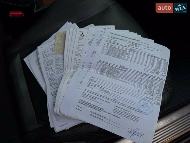 Черный Мицубиси Паджеро Вагон, объемом двигателя 3.2 л и пробегом 305 тыс. км за 12900 $, фото 42 на Automoto.ua