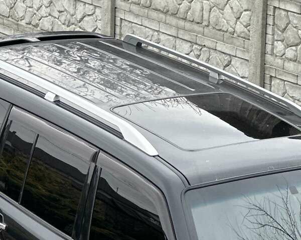 Чорний Міцубісі Паджеро Вагон, об'ємом двигуна 3.2 л та пробігом 320 тис. км за 12500 $, фото 17 на Automoto.ua