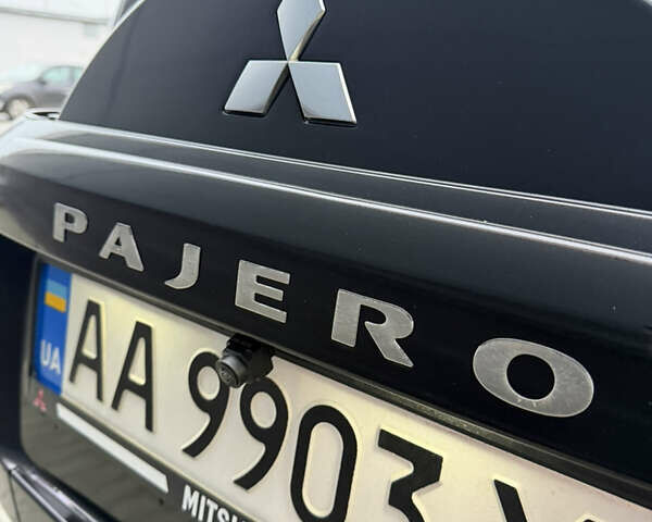 Черный Мицубиси Паджеро Вагон, объемом двигателя 2.97 л и пробегом 218 тыс. км за 11499 $, фото 24 на Automoto.ua