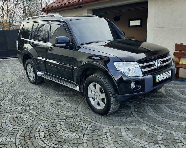 Мицубиси Паджеро Вагон 2008 в Львове на Automoto.ua Черный Мицубиси Паджеро Вагон, объемом двигателя 3.2 л и пробегом 300 тыс. км за 10000 $, фото 1 на Automoto.ua