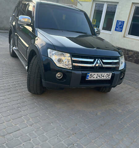 Черный Мицубиси Паджеро Вагон, объемом двигателя 2.97 л и пробегом 215 тыс. км за 13000 $, фото 6 на Automoto.ua