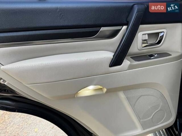 Черный Мицубиси Паджеро Вагон, объемом двигателя 2.97 л и пробегом 186 тыс. км за 10700 $, фото 38 на Automoto.ua