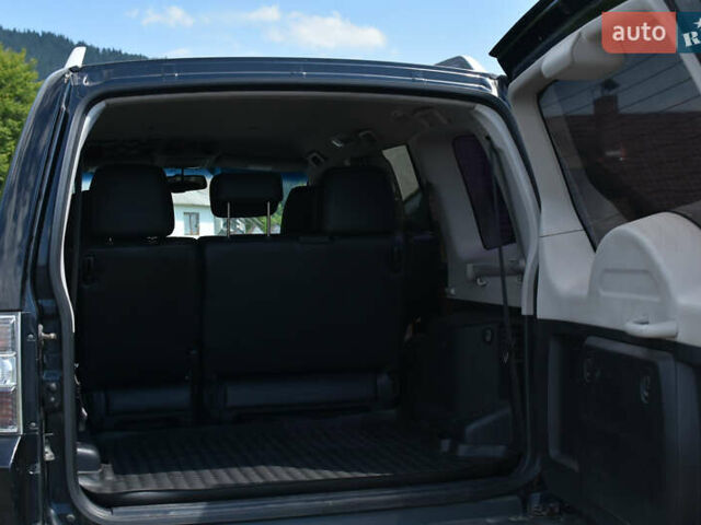 Чорний Міцубісі Паджеро Вагон, об'ємом двигуна 2.97 л та пробігом 310 тис. км за 13600 $, фото 25 на Automoto.ua