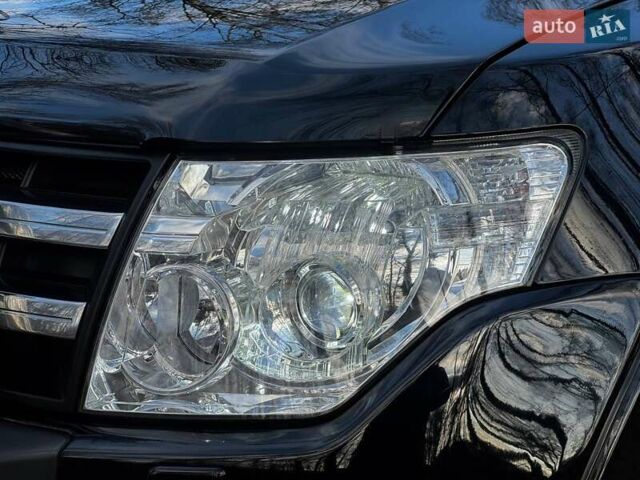 Черный Мицубиси Паджеро Вагон, объемом двигателя 2.97 л и пробегом 186 тыс. км за 10700 $, фото 3 на Automoto.ua