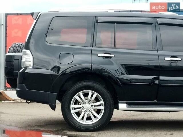 Черный Мицубиси Паджеро Вагон, объемом двигателя 2.97 л и пробегом 143 тыс. км за 12100 $, фото 16 на Automoto.ua