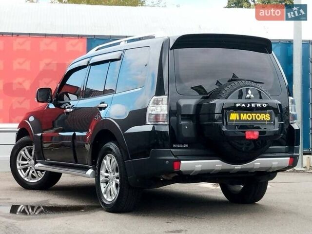 Черный Мицубиси Паджеро Вагон, объемом двигателя 2.97 л и пробегом 143 тыс. км за 12100 $, фото 1 на Automoto.ua