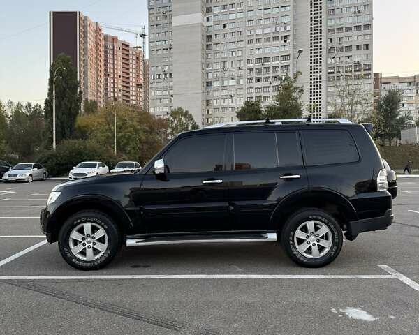 Черный Мицубиси Паджеро Вагон, объемом двигателя 2.97 л и пробегом 325 тыс. км за 11500 $, фото 5 на Automoto.ua